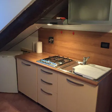 Quintino 15 Apartman *